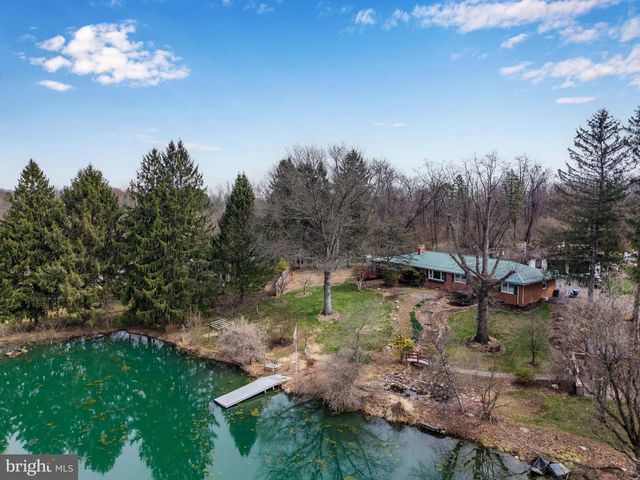 7955 RIDER LN, Hummelstown, PA 17036