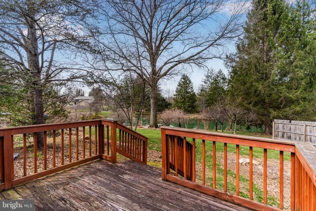 7955 RIDER LN, Hummelstown, PA 17036