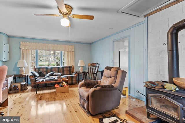 7955 RIDER LN, Hummelstown, PA 17036