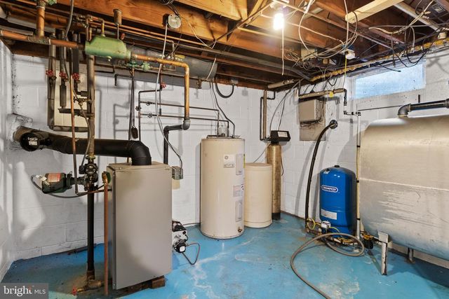 7955 RIDER LN, Hummelstown, PA 17036