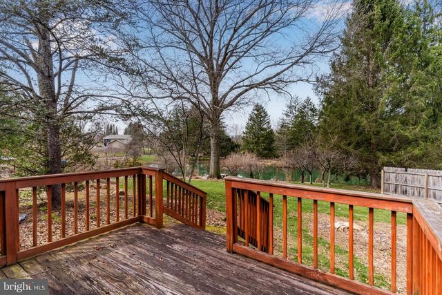 7955 RIDER LN, Hummelstown, PA 17036