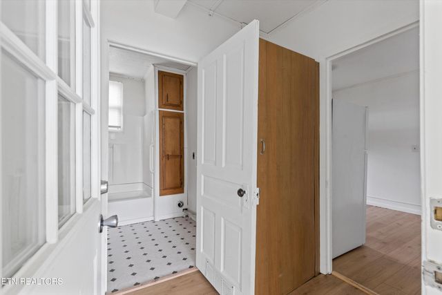 313 W Spring St, Oliver Springs, TN 37840