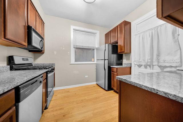 820 Washington Boulevard G, Oak Park, IL 60302
