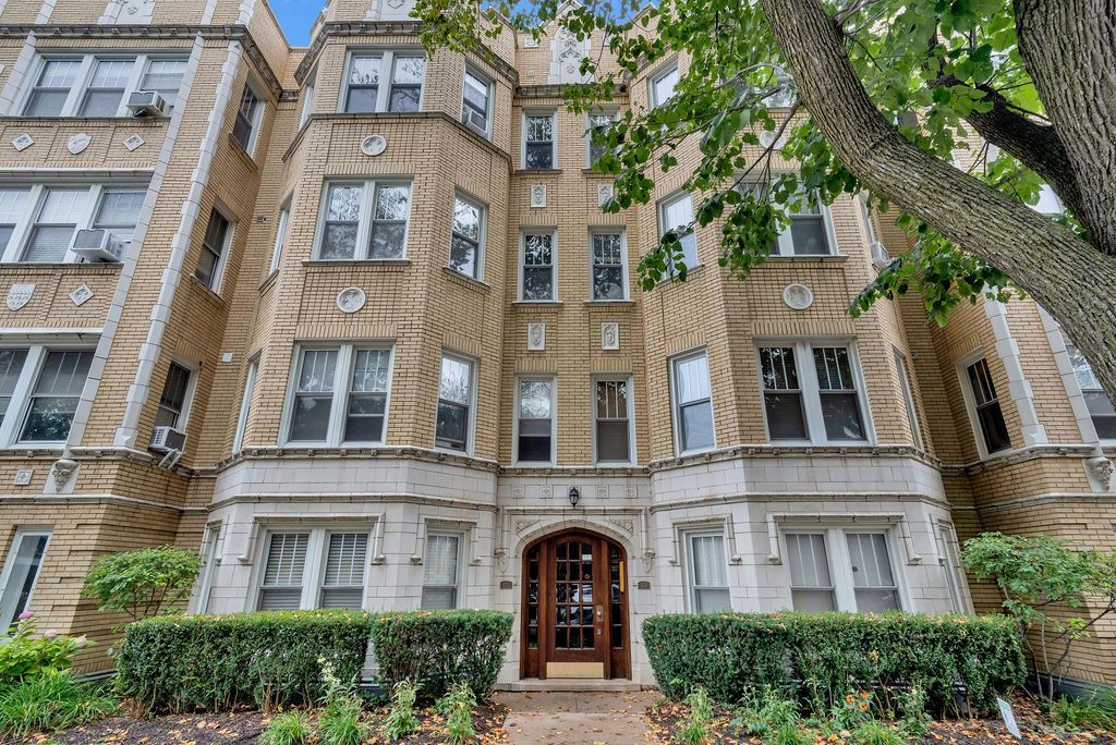 820 Washington Boulevard G, Oak Park, IL 60302