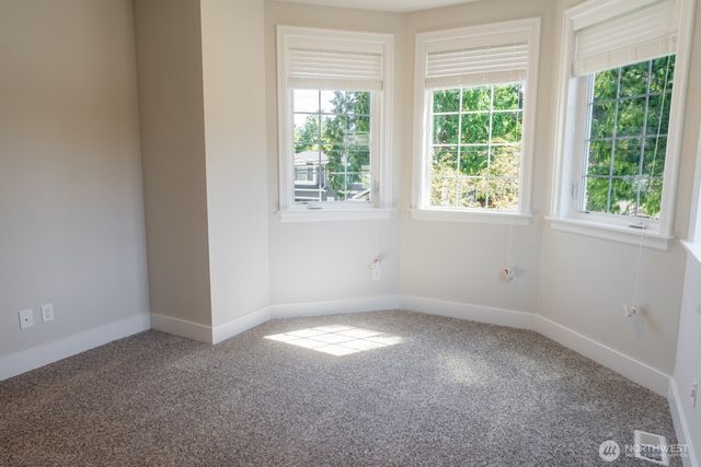10420 NE 112th Street, Kirkland, WA 98033