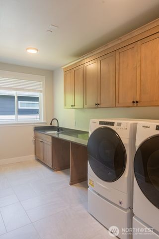 10420 NE 112th Street, Kirkland, WA 98033