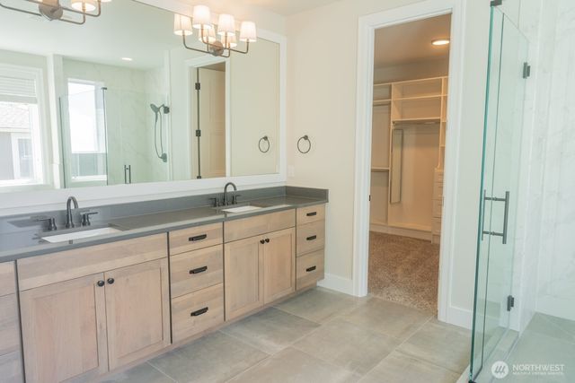 10420 NE 112th Street, Kirkland, WA 98033
