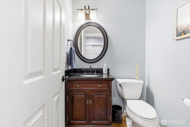 13721 SE 255th Place, Kent, WA 98042