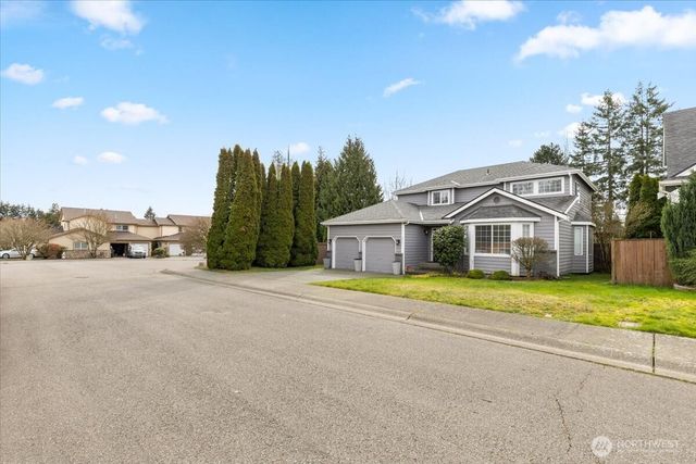 13721 SE 255th Place, Kent, WA 98042