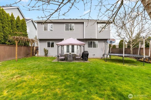 13721 SE 255th Place, Kent, WA 98042