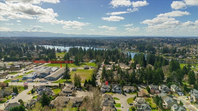 13721 SE 255th Place, Kent, WA 98042