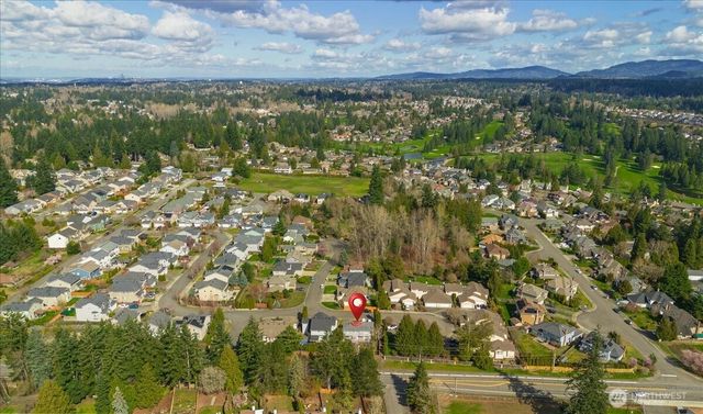 13721 SE 255th Place, Kent, WA 98042