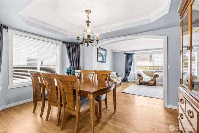 13721 SE 255th Place, Kent, WA 98042