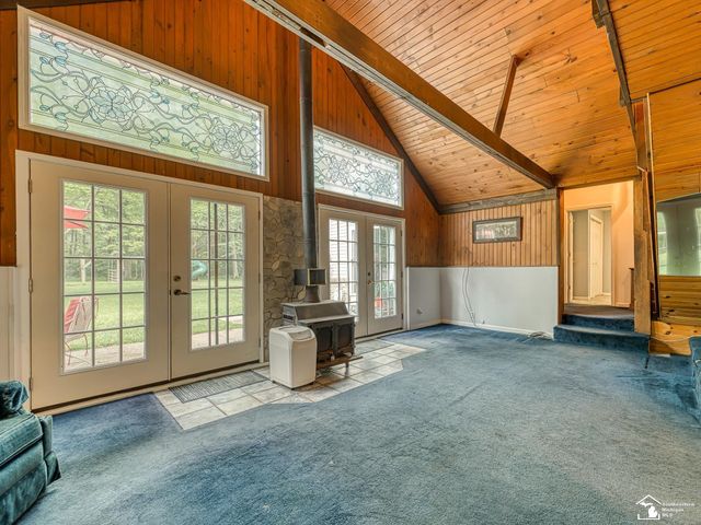 6975 Sarah Street, Temperance, MI 48182