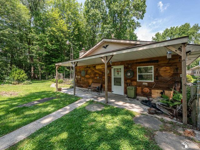 6975 Sarah Street, Temperance, MI 48182