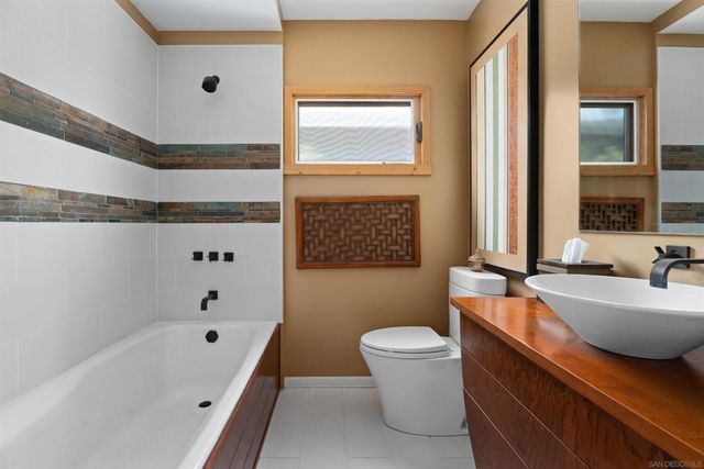 2579 GRANDVIEW STREET, San Diego, CA 92110