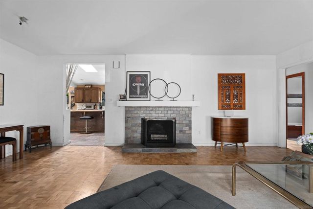 2579 GRANDVIEW STREET, San Diego, CA 92110