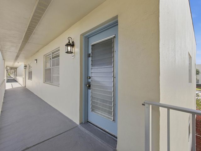 847 Flanders R 847, Delray Beach, FL 33484