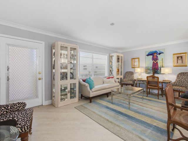 847 Flanders R 847, Delray Beach, FL 33484