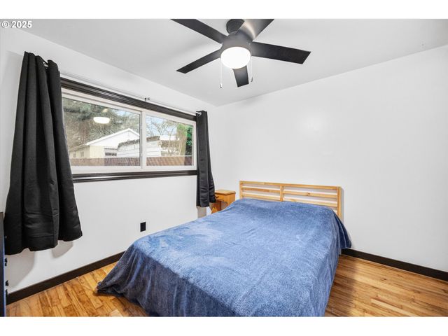 2227 Se 141ST Ave, Portland, OR 97233