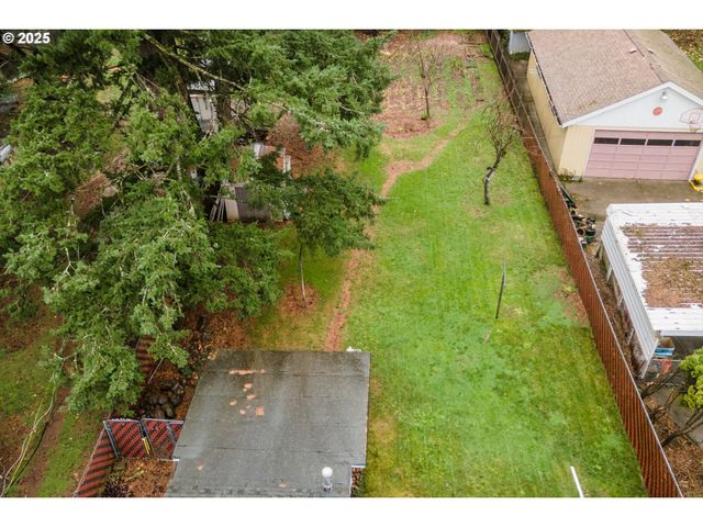 2227 Se 141ST Ave, Portland, OR 97233