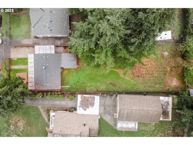 2227 Se 141ST Ave, Portland, OR 97233