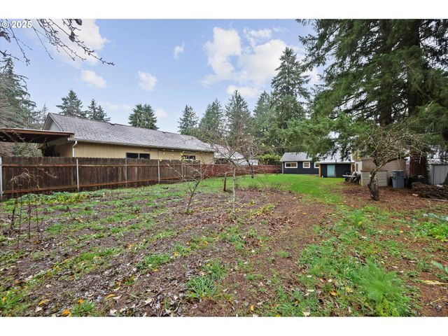 2227 Se 141ST Ave, Portland, OR 97233