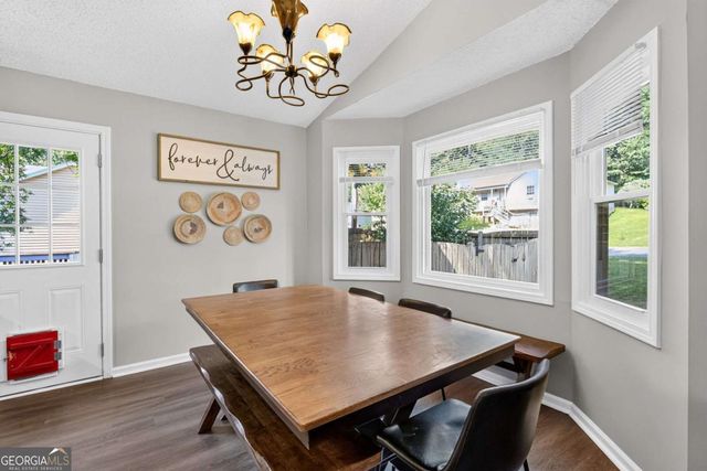4983 Hunters Cove Drive, Acworth, GA 30101