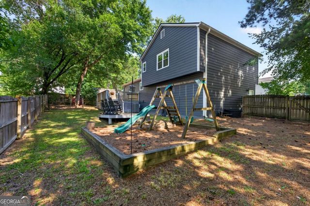 4983 Hunters Cove Drive, Acworth, GA 30101