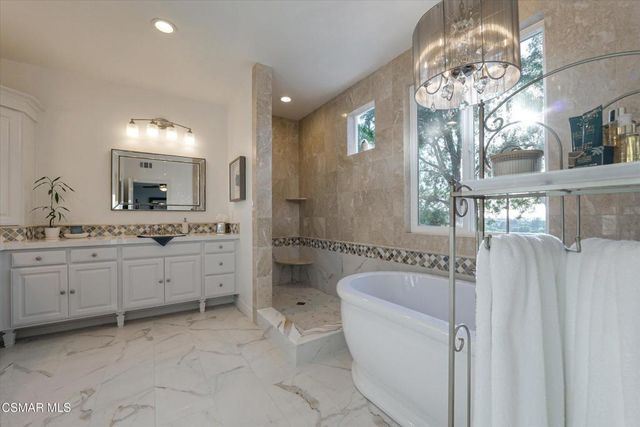 4247 Kingsview Road, Moorpark, CA 93021