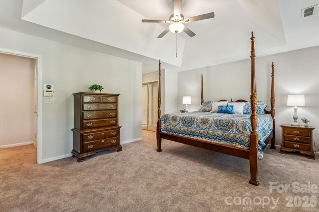 5507 Tullamore Lane, Charlotte, NC 28269