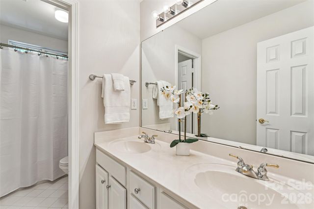 5507 Tullamore Lane, Charlotte, NC 28269