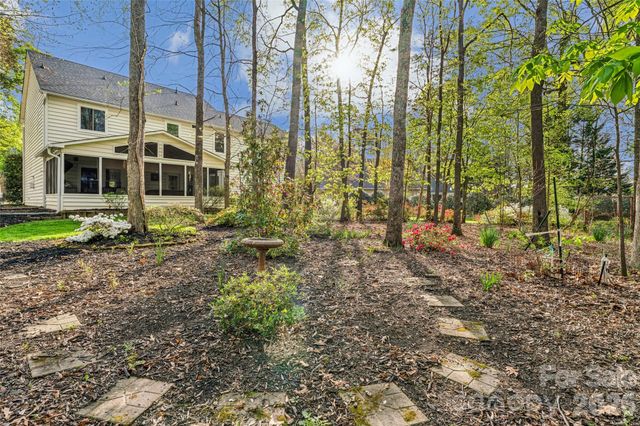 5507 Tullamore Lane, Charlotte, NC 28269