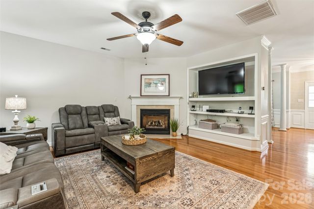 5507 Tullamore Lane, Charlotte, NC 28269