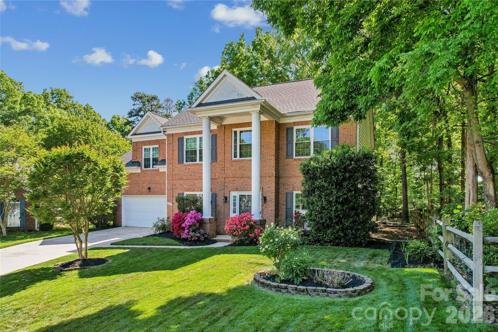 5507 Tullamore Lane, Charlotte, NC 28269
