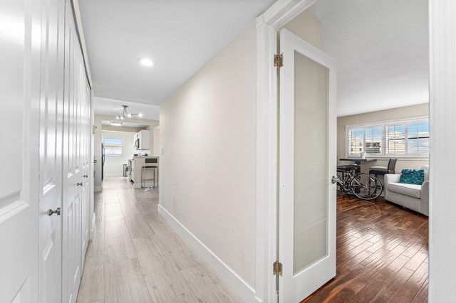 1160 Hillsboro Mile 607, Hillsboro Beach, FL 33062