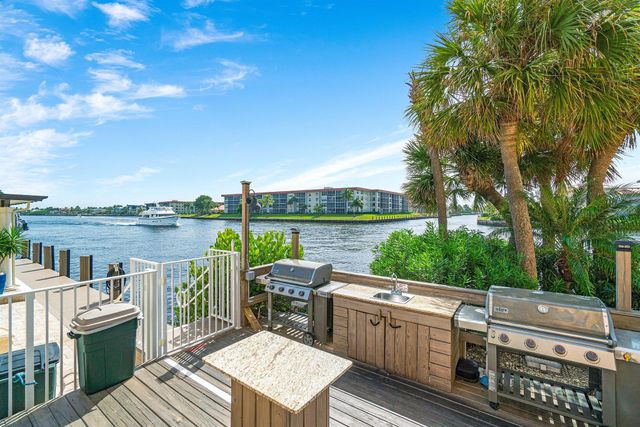 1160 Hillsboro Mile 607, Hillsboro Beach, FL 33062