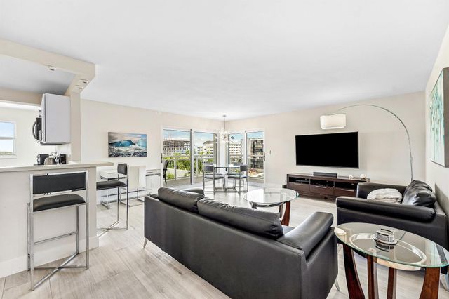 1160 Hillsboro Mile 607, Hillsboro Beach, FL 33062