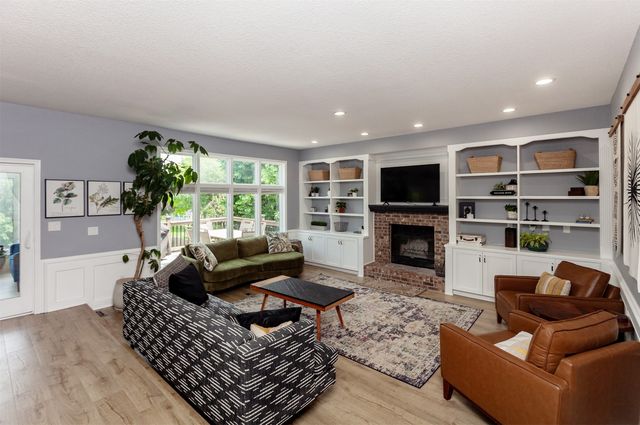 730 SE 9th Street, Ankeny, IA 50021