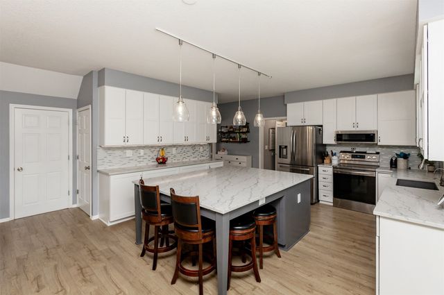 730 SE 9th Street, Ankeny, IA 50021