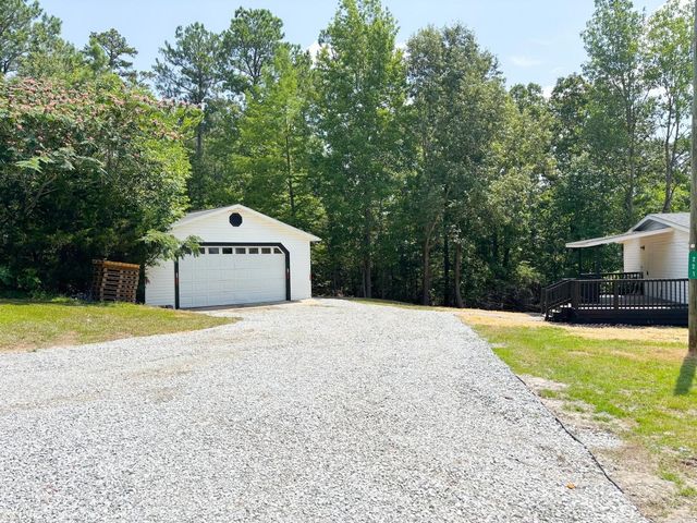 221 Bancroft Rd, Gaffney, SC 29340