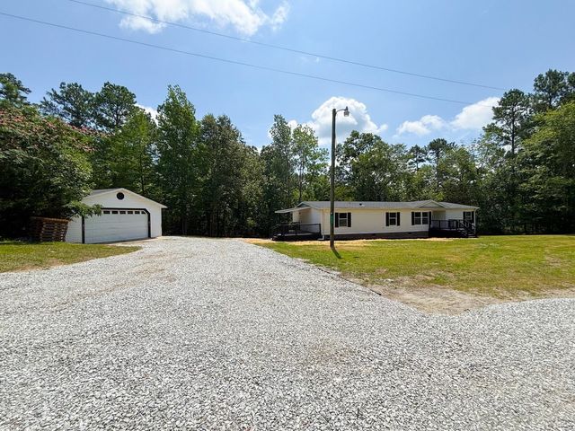 221 Bancroft Rd, Gaffney, SC 29340