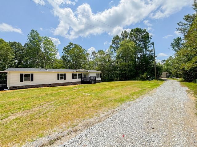 221 Bancroft Rd, Gaffney, SC 29340