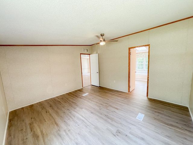 221 Bancroft Rd, Gaffney, SC 29340