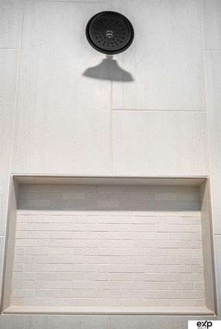 18750 Pinehurst Avenue, Gretna, NE 68028