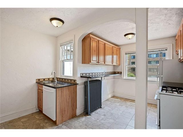 1913 Emerson Avenue 103, Minneapolis, MN 55408