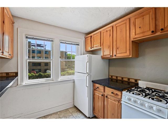 1913 Emerson Avenue 103, Minneapolis, MN 55408