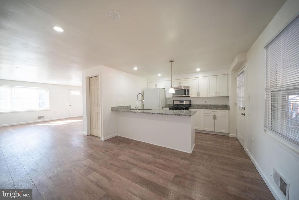 3167 RYERSON, Baltimore, MD 21227