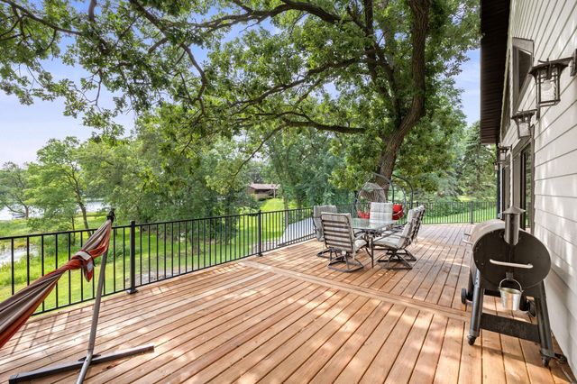 25162 729th Avenue, Dassel, MN 55325