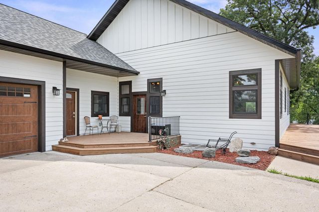 25162 729th Avenue, Dassel, MN 55325